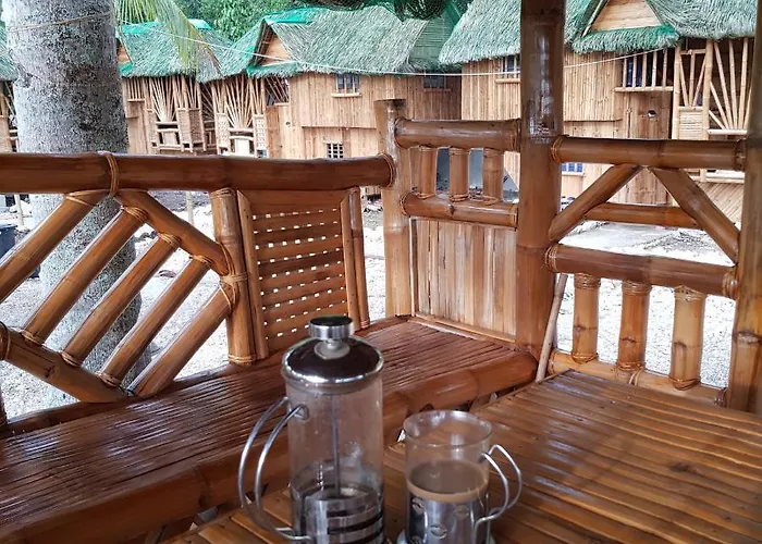 Nirvana Bamboo & Dive Centre 3*
